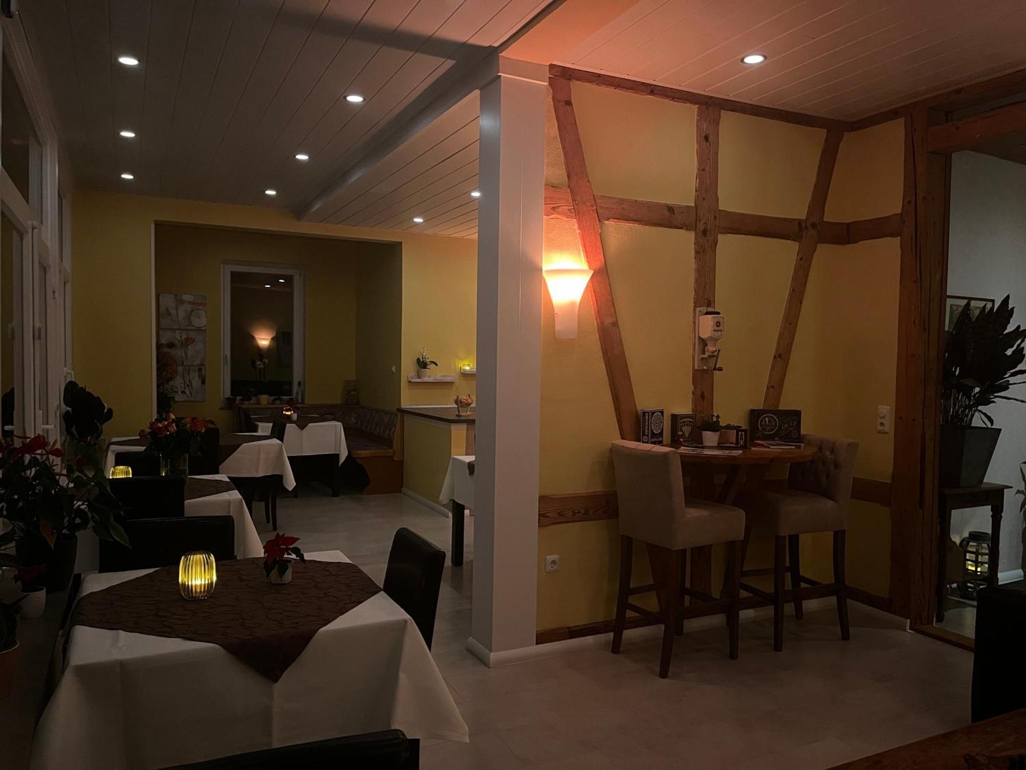 巴特萨克萨 豪斯艾姆斯旅馆酒店 外观 照片